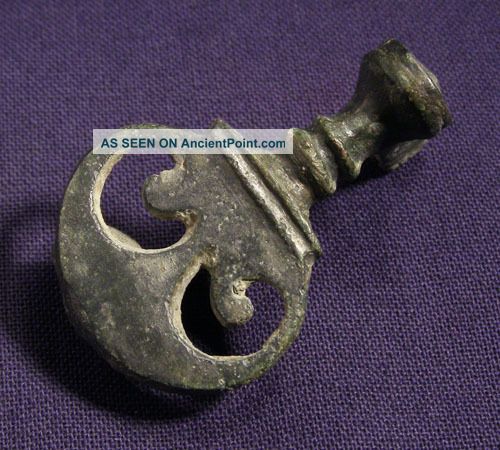 Roman Bronze Brooch / Fibula - Pelta Roman photo