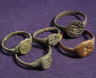 5 Roman Bronze Seal Ring photo