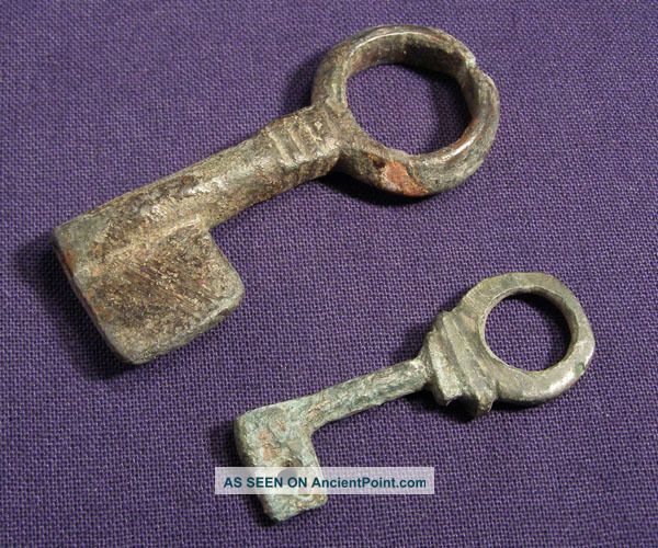 Two Fine Roman Bronze Key Roman photo