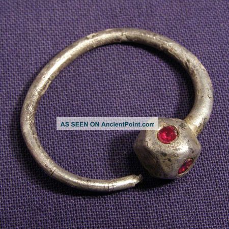 Hunnic Or Langobard Silver Hairring With Red Gemstone - Rr Roman photo