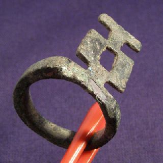 Fine Roman Bronze Keyring / Ringkey photo