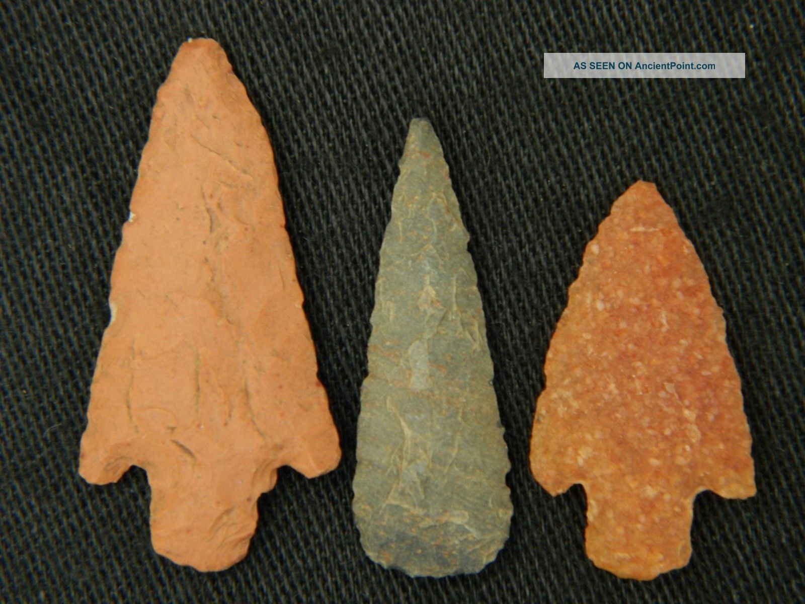 3 Neolithic Neolithique Quartz And Jasper Arrowheads - 6500 To 2000 Bp - Sahara Neolithic & Paleolithic photo
