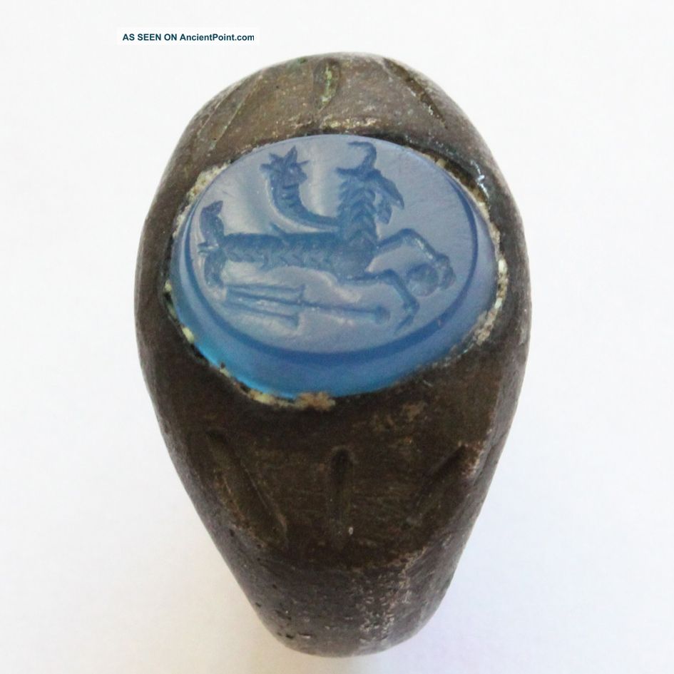 Byzantine Ring With Blue Agate Engraved Mythological Symbol Billon Ring Roman photo