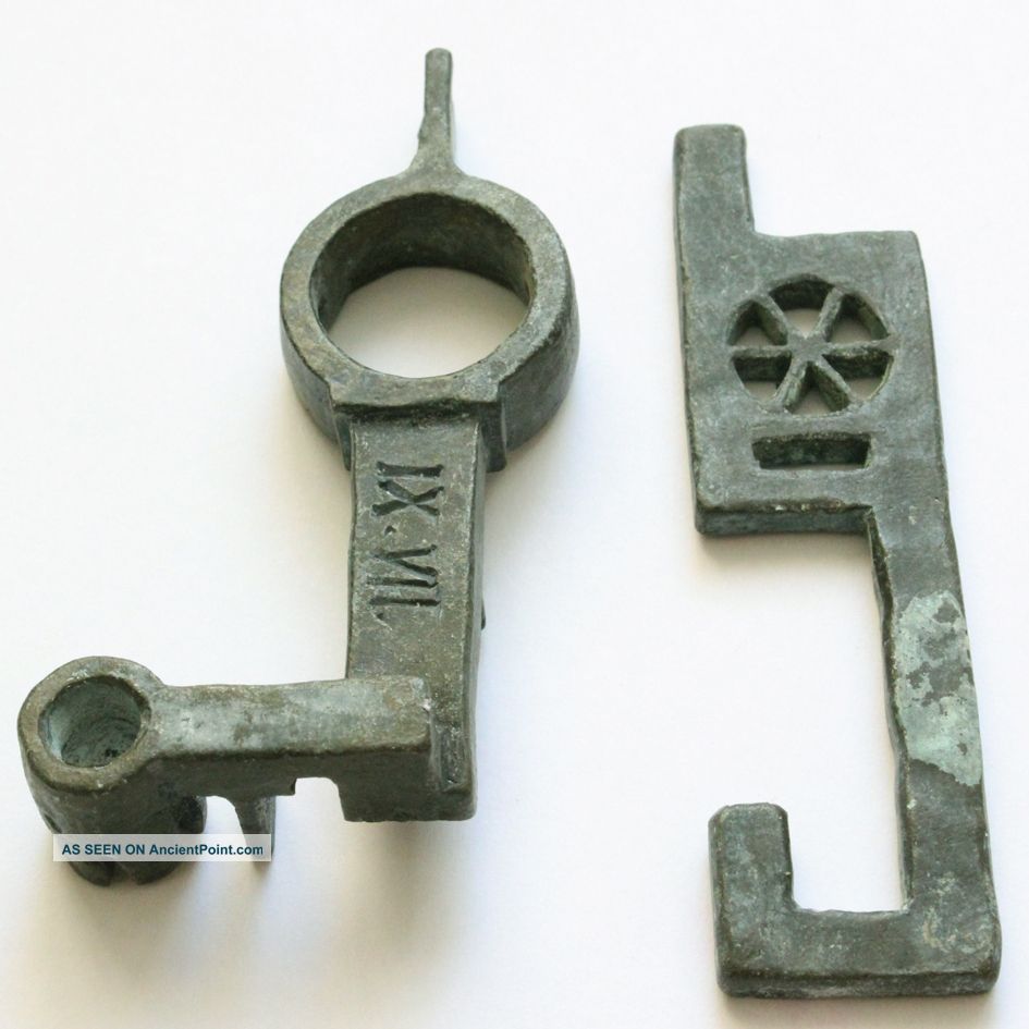 Bronze Medieval Padlock Key Roman photo