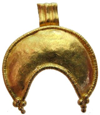 Roman Gold Amulet Lunula 22x25mm/2.  80g M - 310 photo