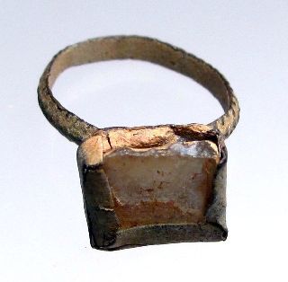 Roman Medieval Women Ring With Ancient Unknown Glass Top 100% Rare photo