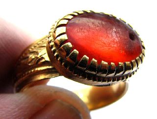 Fine Gold Gilt Late Medieval Islamic Ring - Orange Bead Glass Setting photo