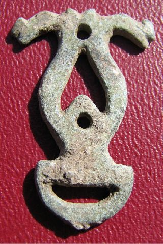 Authentic Ancient Double Horse Head Belt Fitting 5610 photo