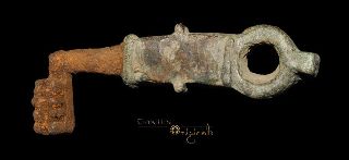 Ancient Roman Looped Shank Bronze And Iron Key Door 024489 photo