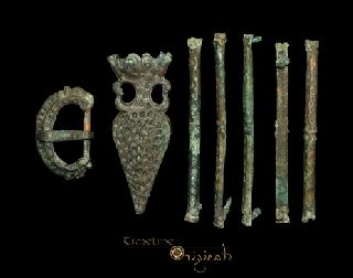 Ancient Roman Triangle Punched Military Belt Set Amphora Strap End Buckle 021469 photo