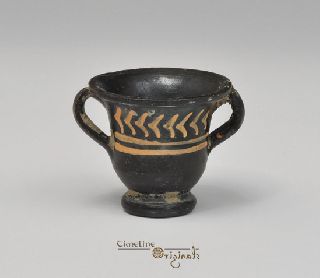 Ancient Greek Apulian Decorated Black Glazed Kantharos 021632 photo