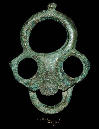 Very Large Celtic Iron Age Bronze Terret Ring 010809 photo