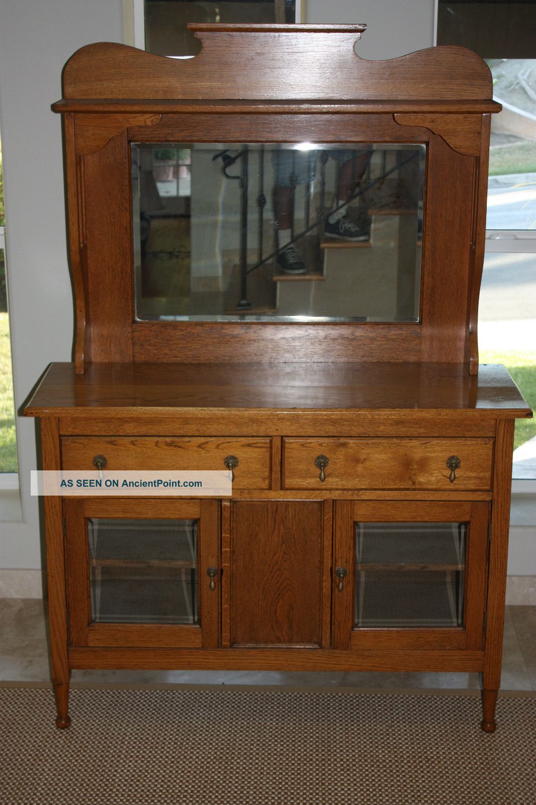 Antique Solid Oak Hutch Cabinet 1900-1950 photo
