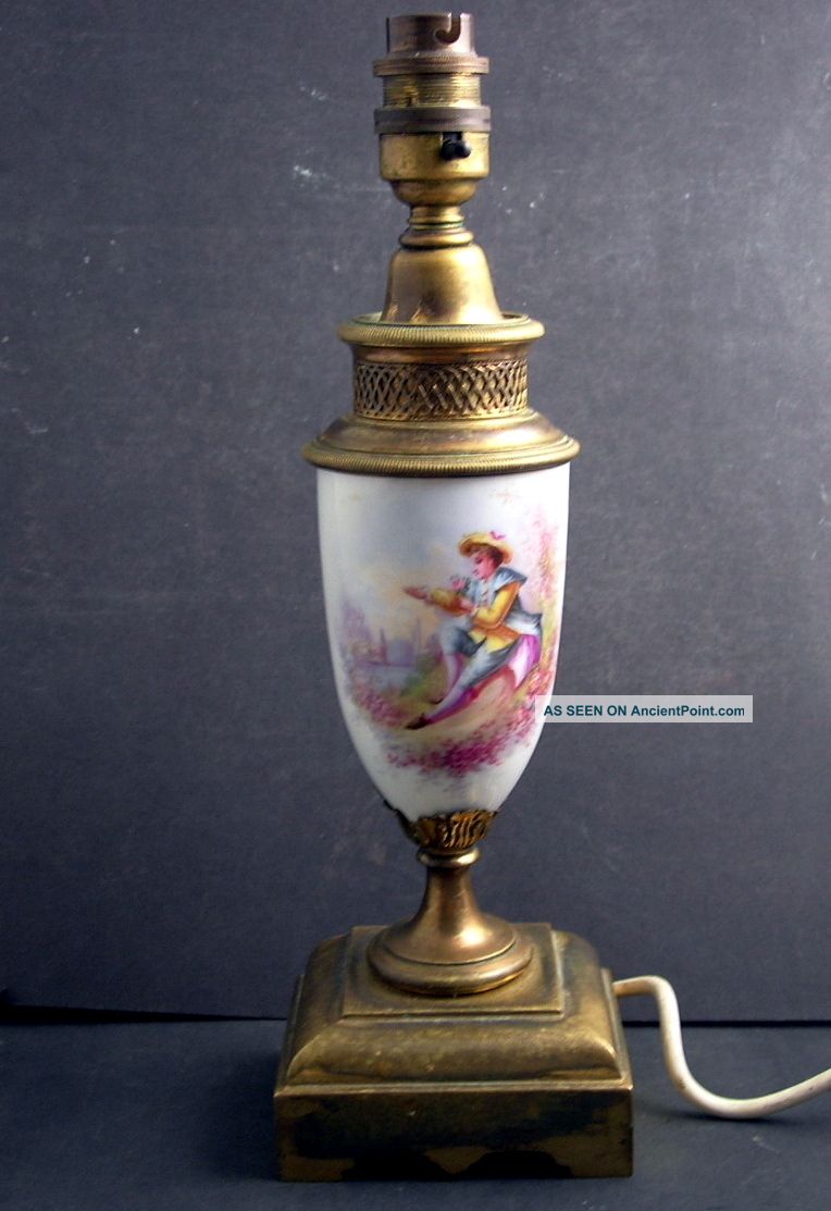 Attractive Antique Brass & Porcelain Table Lamp. Edwardian (1901-1910) photo