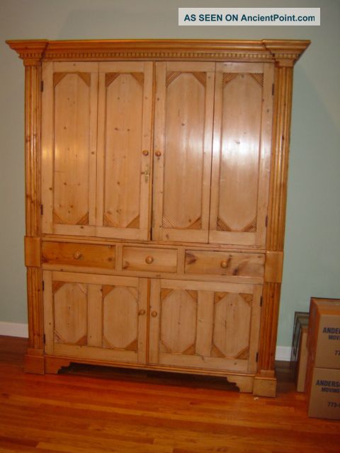 Antique English Pine Armoire Other photo