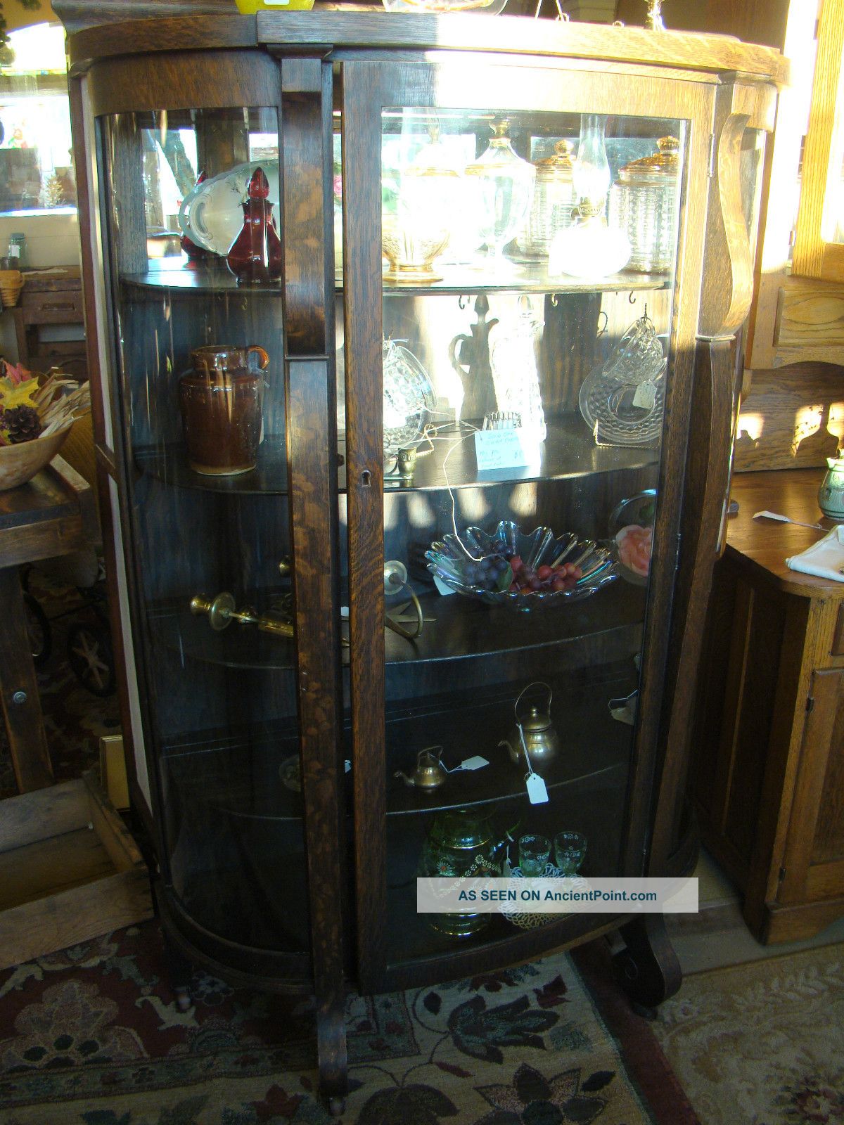 Antique Solid Oak China Cabinet With Curved Glass Doors - High Quality - Mothers D 1900-1950 photo