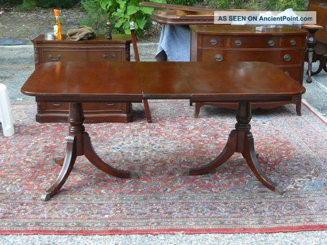 Antique Mahogany Duncan Phyfe Traditional Dining Table With Leaf 1900-1950 photo