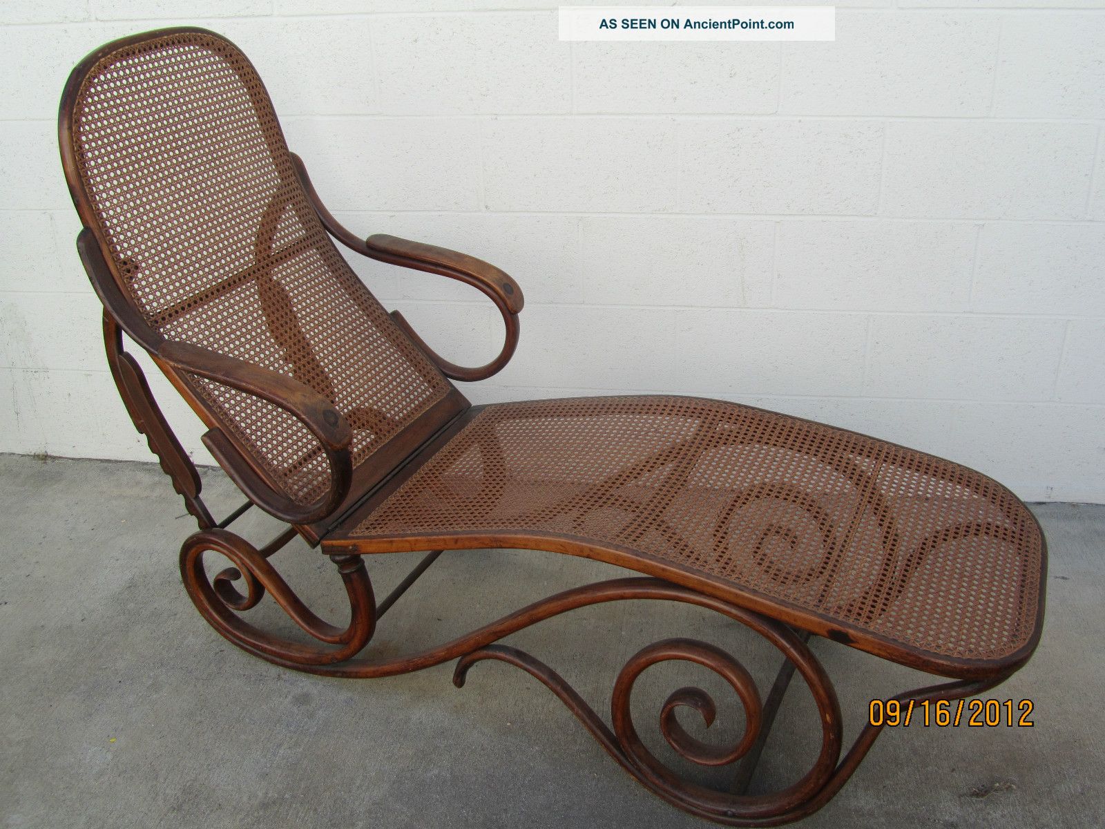 Thonet Style Bentwood Steamer Chair Circa 1890 1800-1899 photo