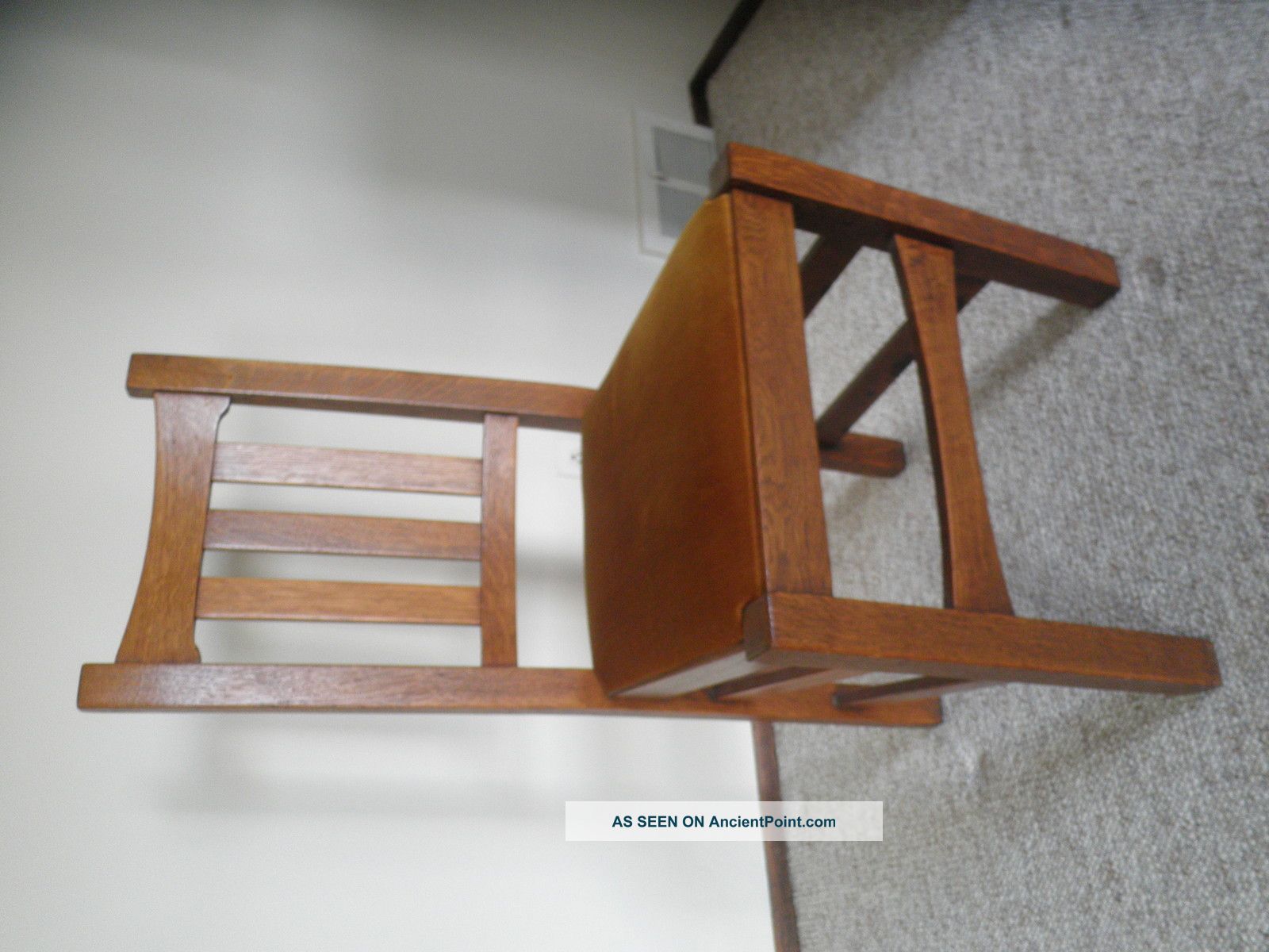 Mission Style Oak Chair 1900-1950 photo