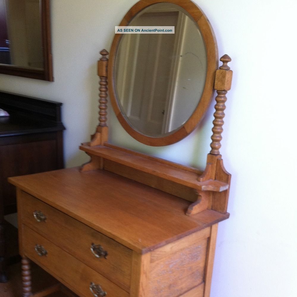 1930 ' S Dressing Table 1900-1950 photo