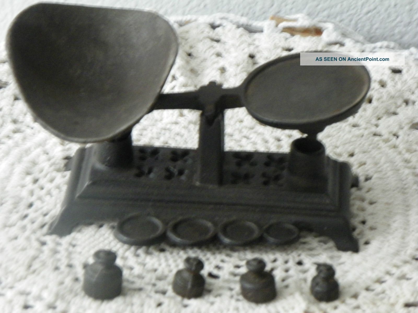 Vintage Antique Pharmaceutical Scale With Weights Collectible Home Decor Usable Scales photo