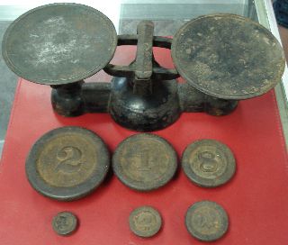 Antique Cast Iron Scale With 6 Weights Very Cool 12 Inches Long At The Top photo