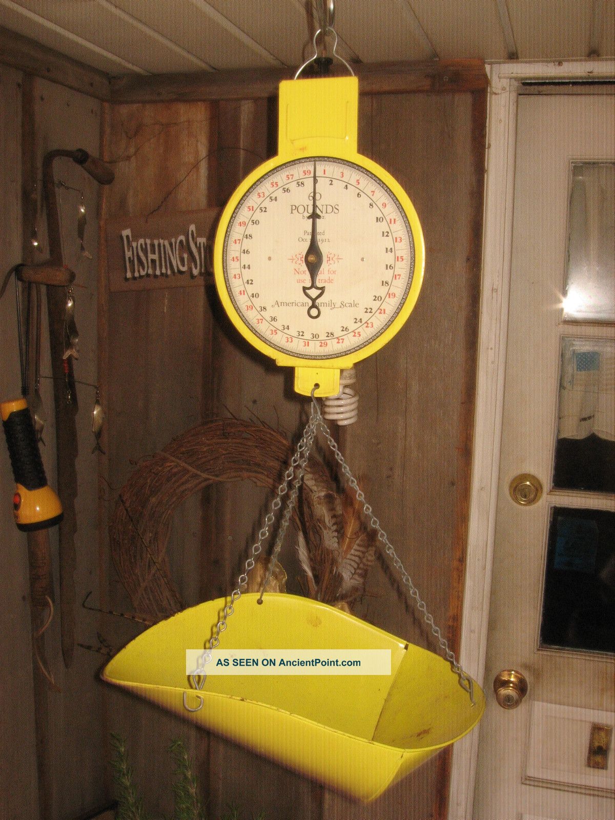 http://ancientpoint.com/imgs/a/a/g/i/e/vintage_1912_country_store_hanging_scale__60lb____american_family_scale__all_orig__1_lgw.jpg