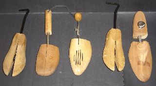 5 Assorted Mismatched Wood Shoe Tree Savers Wooden Stretchers photo