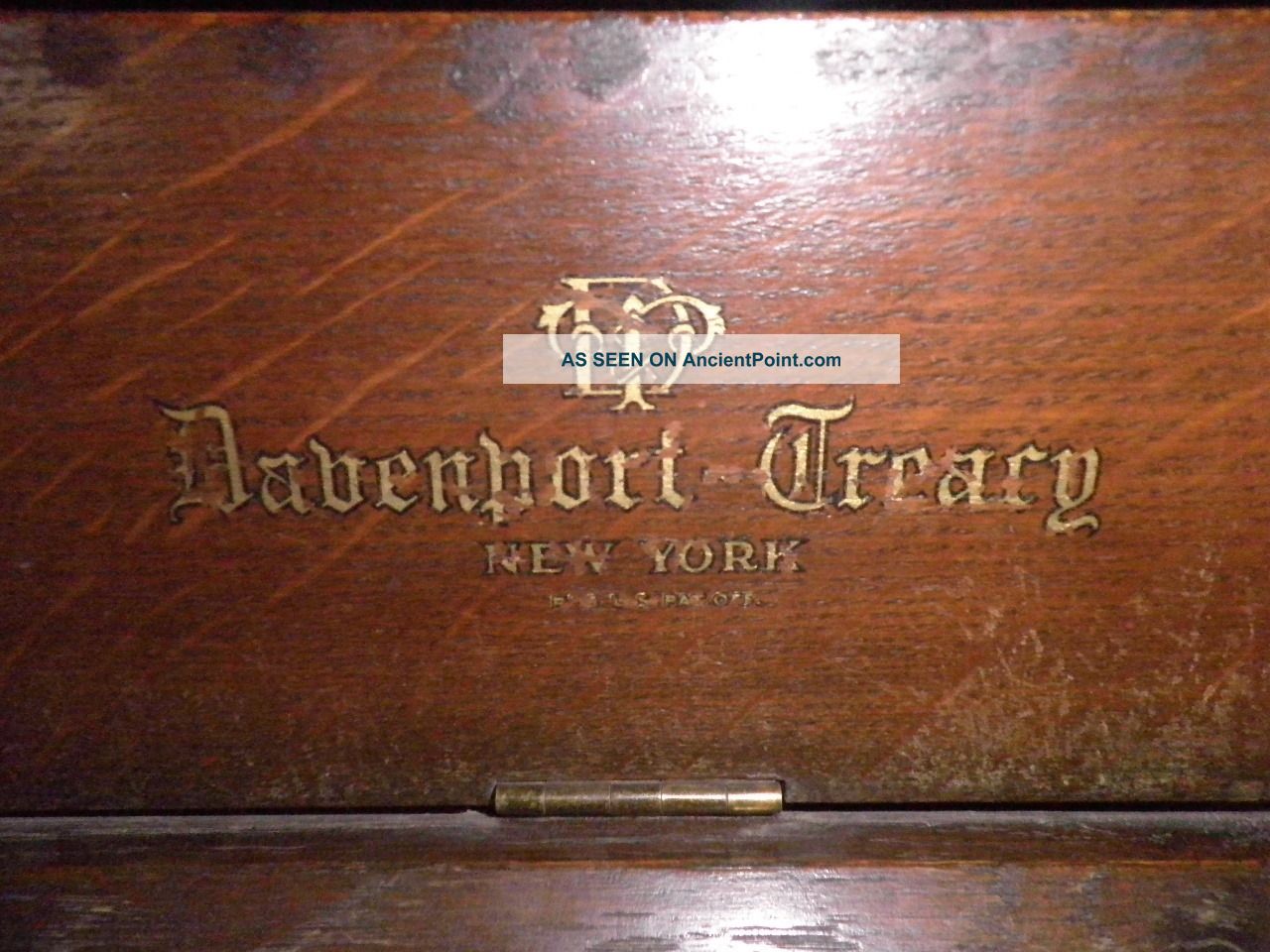 1928 Davenport - Treacy Upright Piano~solid Oak~serial 126840~beautiful Sound Keyboard photo
