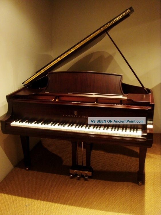 1920 Steinway & Sons Model M Piano Keyboard photo