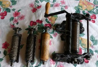 Vintage~cast Iron~hand Crank~table Top~vitantonio Pasta Maker Roller + Cutters photo