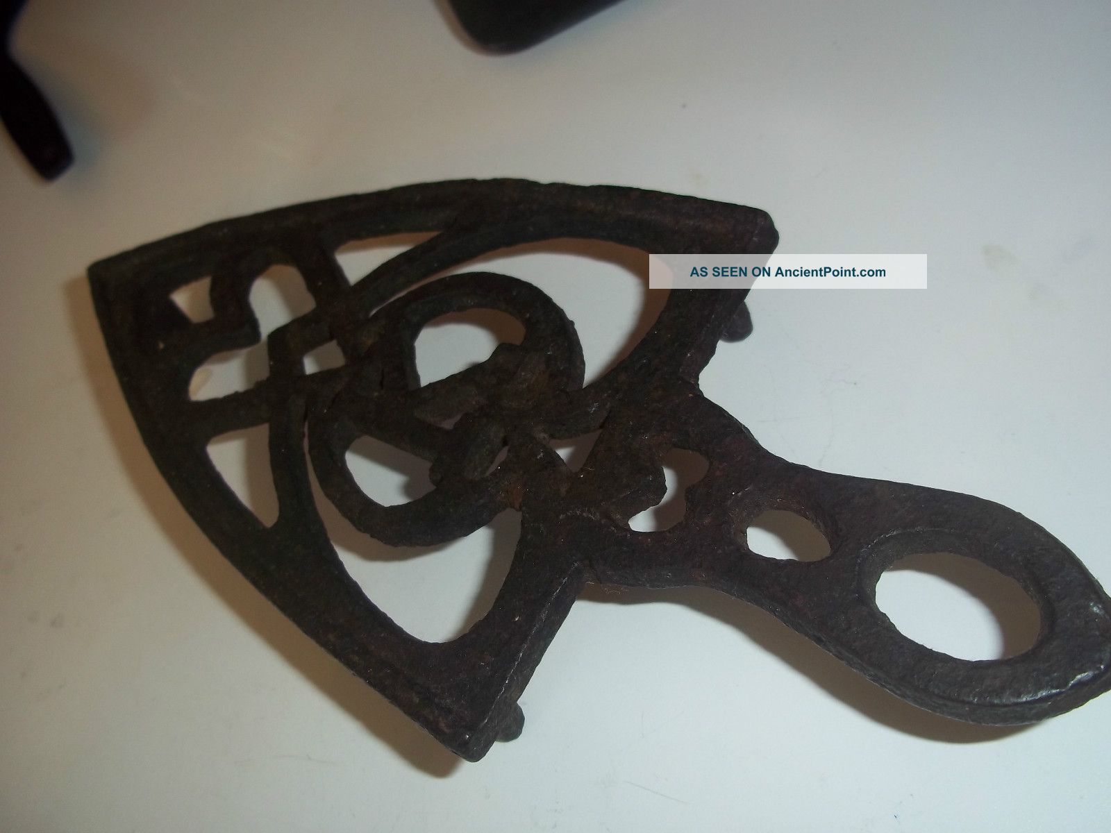 Antique Trivet Hearts K Primitive Early Trivet 7.  75 
