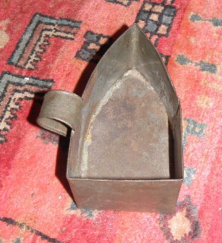 Rare Antique Maine Farm House Tin Sad Iron Trivet Sad Iron Holder Handcrafted photo