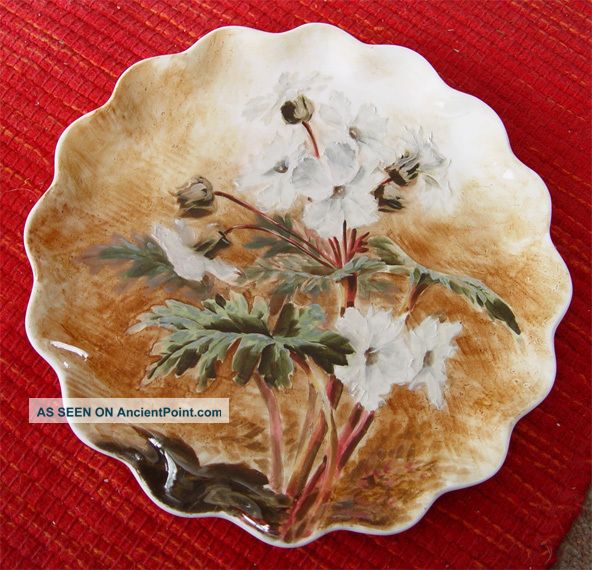 Beautifully Handpainted Victorian 19th Century Wavy Edge English Porcelain Plate Aesthetic Movement photo
