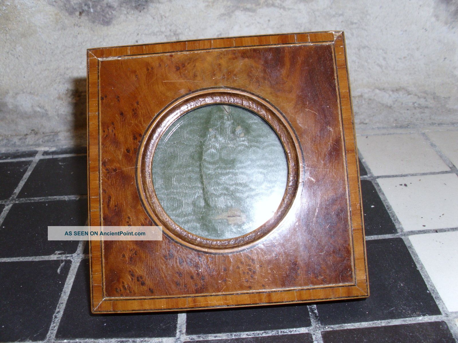 An 1930 ' S Art Deco Solid Burr Wood Photograph Frame With Inlaid Rim Art Deco photo