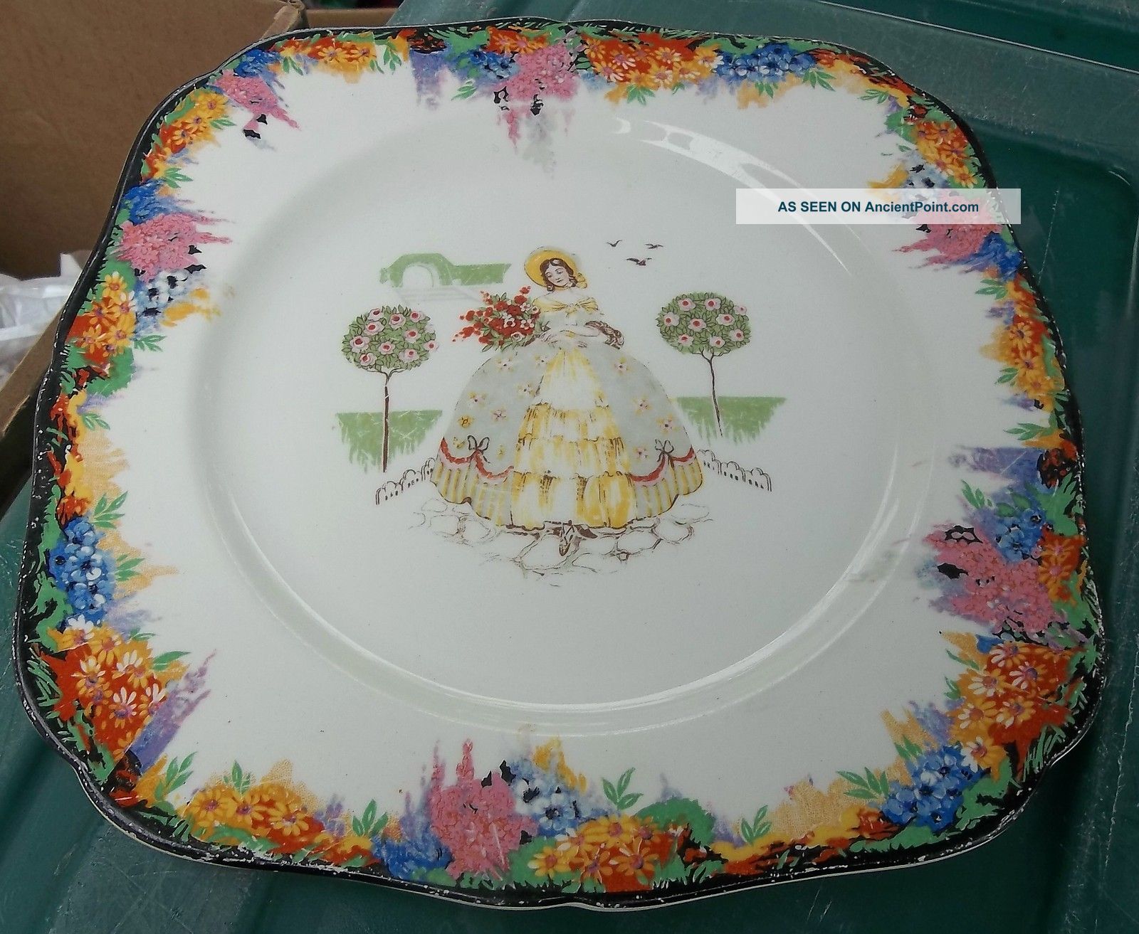 Lovely H & K Tunstall Pompadour Crinoline Lady Art Deco Era 8.  75 