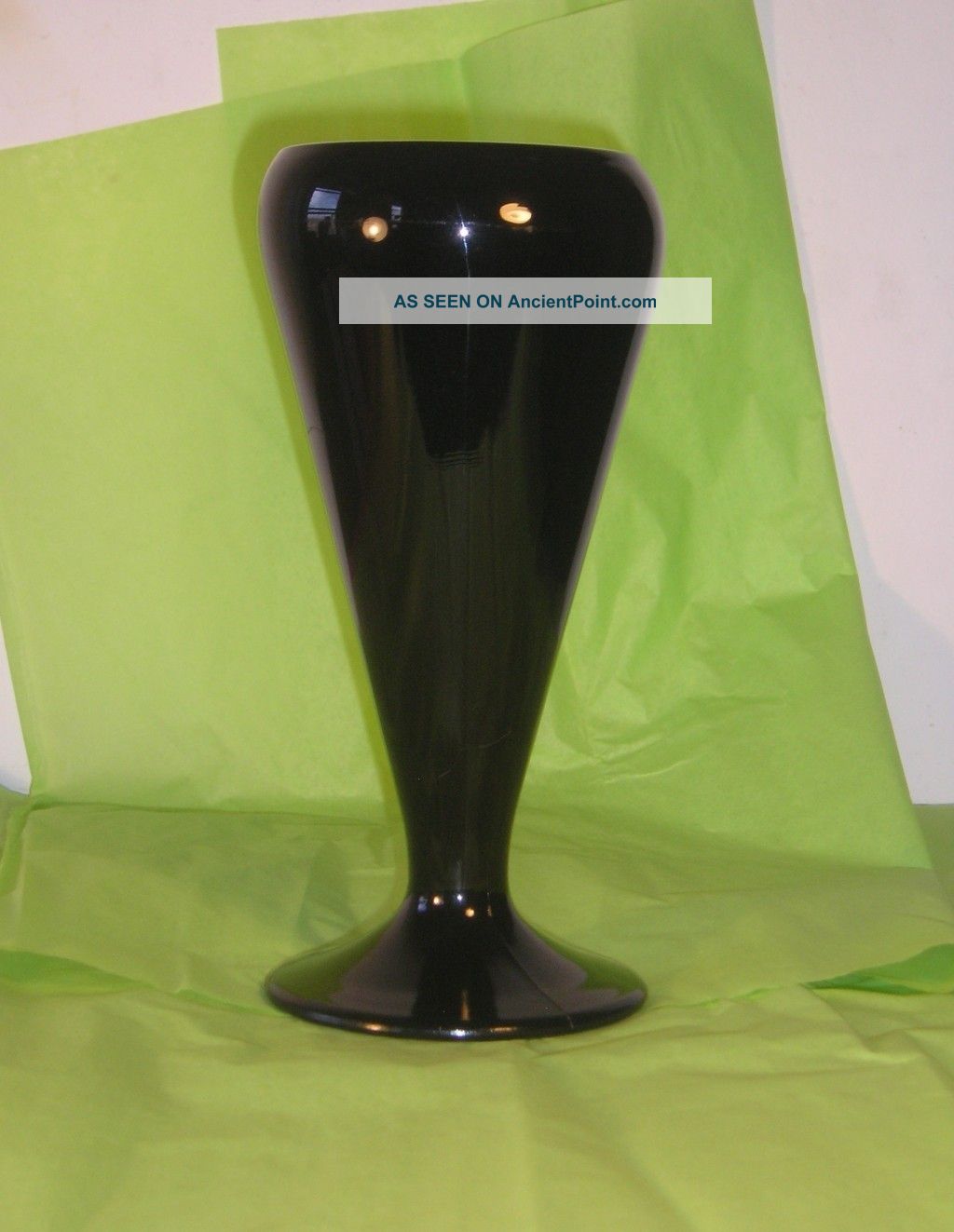 Vintage Art Deco Amethyst Glass Vase A24 Art Deco photo