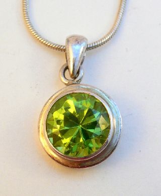 Vintage 80s Gorgeous Green Sapphire & Sterling Silver Pendant + Sterling Chain photo