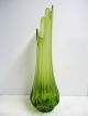 Vtg Retro Art Deco Ribbed Emerald Green Blown Glass Lava Flame Vase 21 - 1/2” Tall Art Deco photo 1