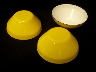 Danish Modern Mid - Century Lot Set 3 Enamelware Bowls Yellow & White 4 
