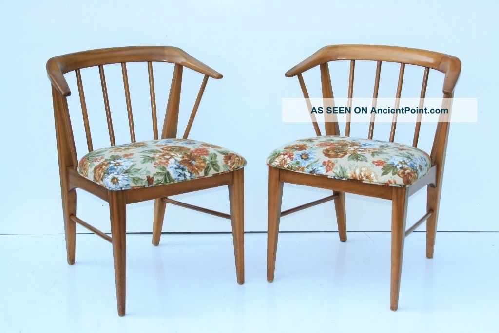 Pair Mid Century Danish Modern Barrel & Spindle Back Dining Chairs Eames Era Post-1950 photo