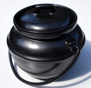 Calif Usa California Black Pottery Pot W/ Handle,  Mid - Century Modern 40s/50s 702 photo