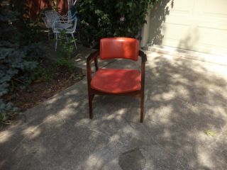 Retro Gunlocke Chairs Danish Style Stackable Orange 4 Matching Available Midcent photo