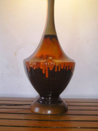 Vintage Mid Century Modern 1960s Danish Modern Flame Art Pottery Wood Lampa25 photo