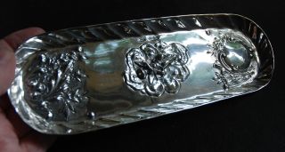 Silver Pen - Tray,  Cupid In Centre On Floral Background.  Birmingham 1909 (751) photo