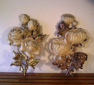 Vintage 1960s Pair Of Plastic Floral Wall Plaques Syroco A15 photo