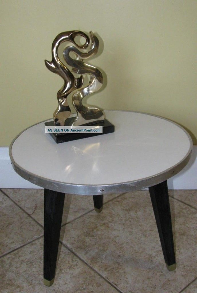 Mid Century Retro Vintage Spaceage Tripod Table Mid-Century Modernism photo