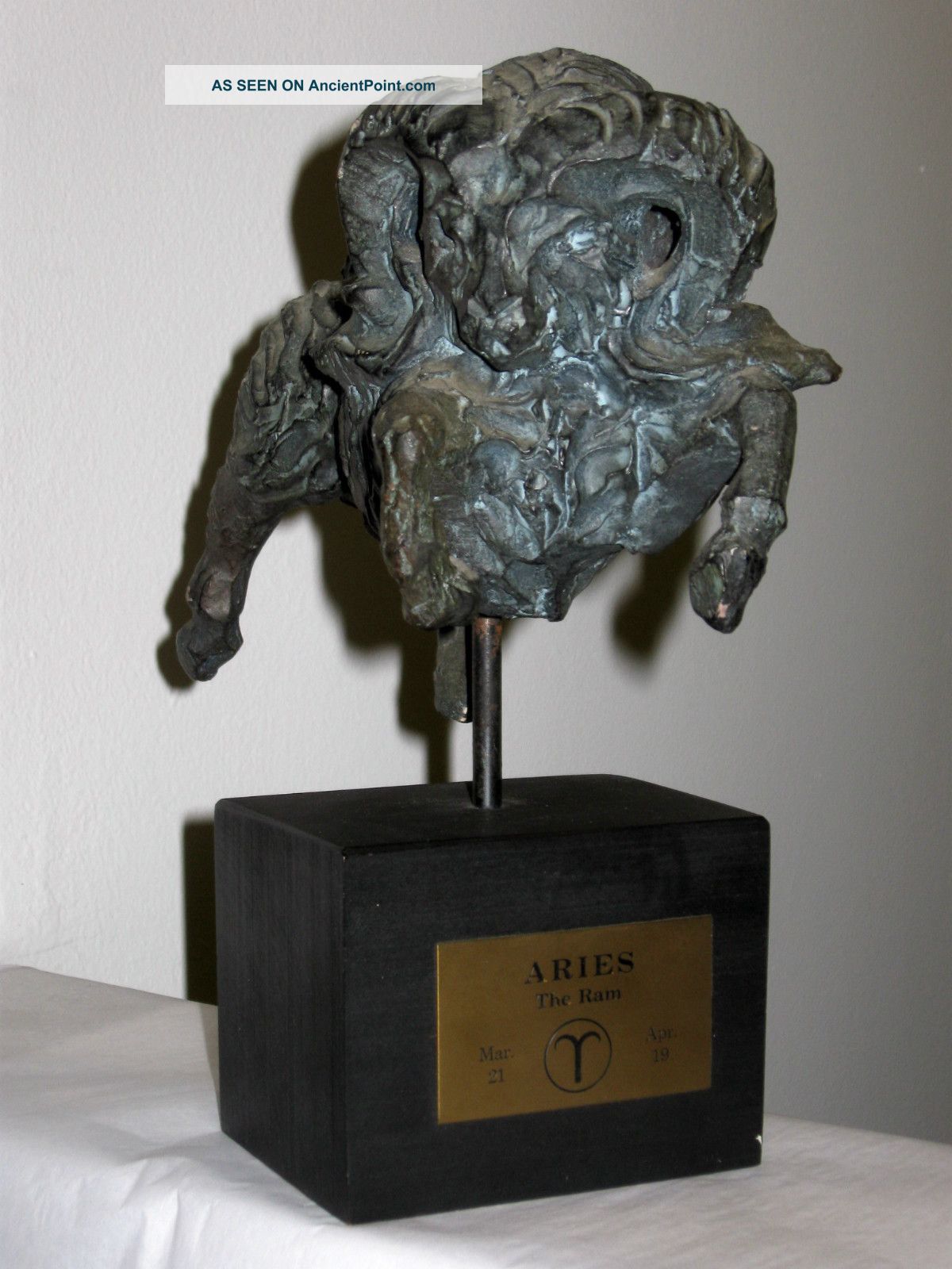 Mid Century Modern Austin Prod Plaster Aries Ram Zodiac Mid-Century Modernism photo