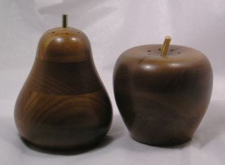 Vintage 1970s Wood Salt And Pepper Shakers Q19 photo