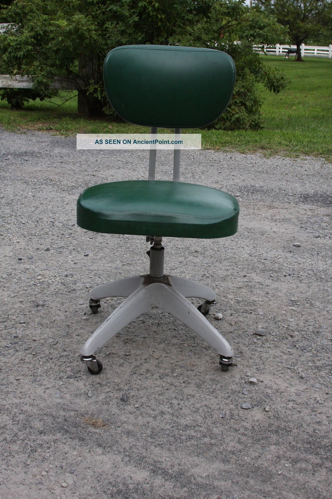 Vintage Industrial Era / Mid Century Modernism Adjustable Metal Swivel Chair 1900-1950 photo
